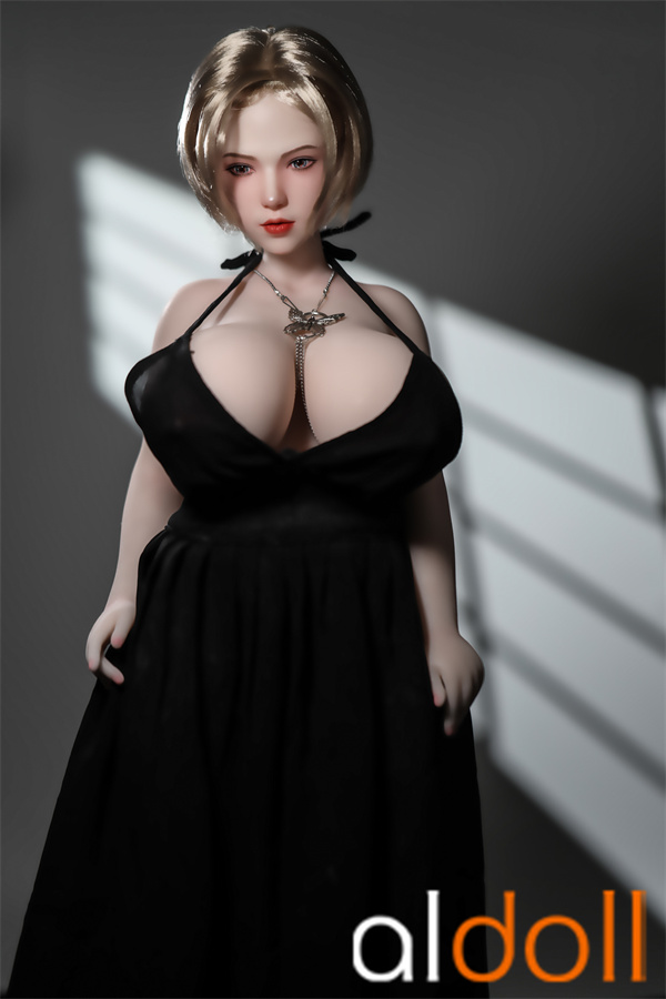 tinejdžerska seks lutka